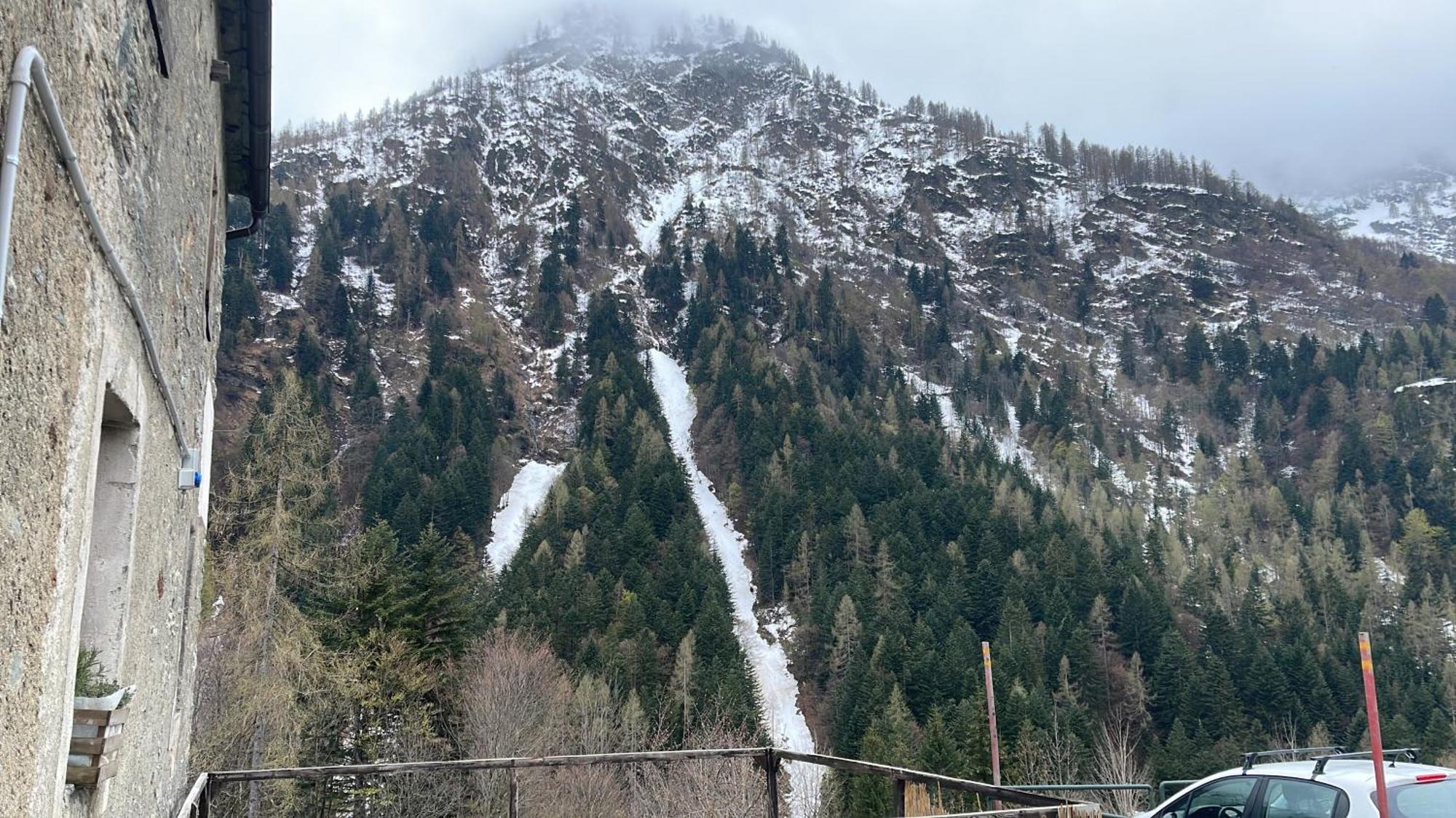 Laghi Di Como Appartamento Di Licinia E Mario Asso Bagian luar foto